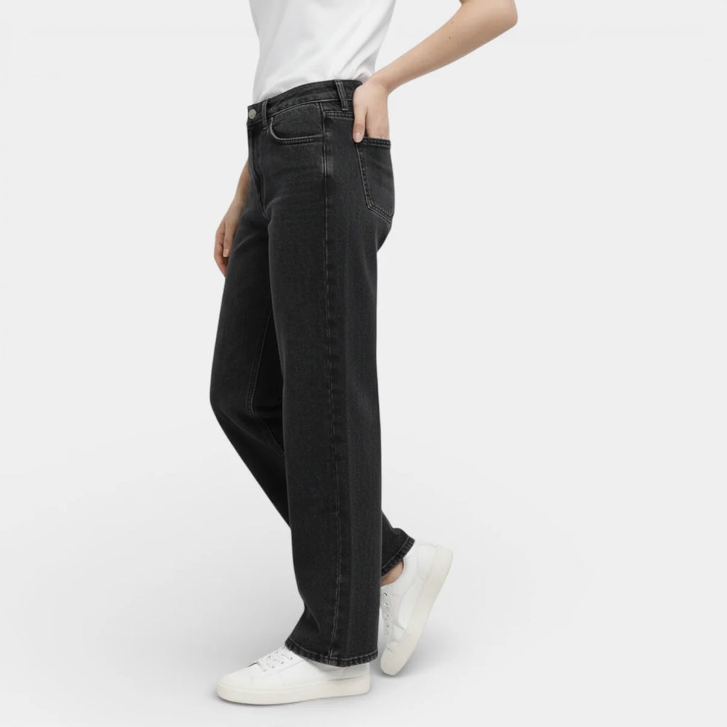 Women’s Full-Length Straight-Leg Jeans